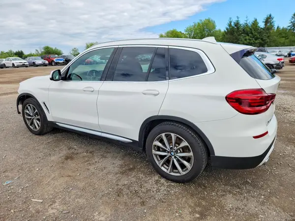 5UXTR9C55KLP92824 2019 BMW X3 - Image 2