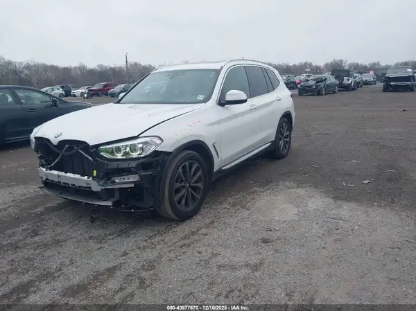 5UXTR9C55KLP95867 2019 BMW X3 - Image 2