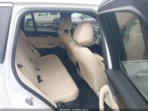 5UXTR9C55KLP95867 2019 BMW X3 - Image 8