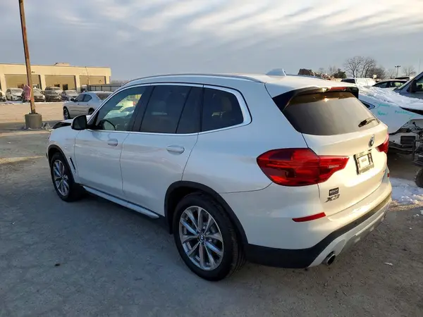 5UXTR9C55KLP96744 2019 BMW X3 - Image 2