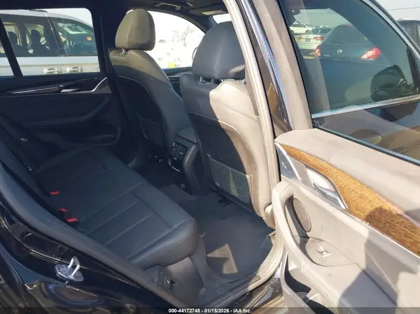 5UXTR9C55KLP97991 2019 BMW X3 - Image 8