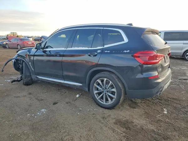 5UXTR9C55KLR03730 2019 BMW X3 - Image 2