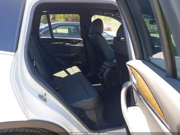 5UXTR9C55KLR07163 2019 BMW X3 - Image 8