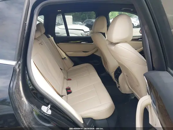 5UXTR9C55KLR08197 2019 BMW X3 - Image 8