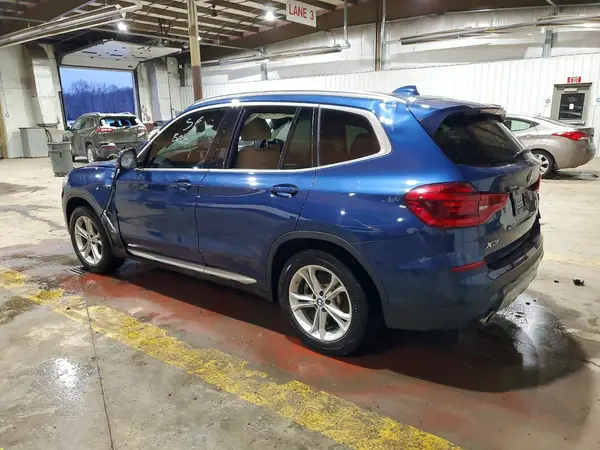 5UXTR9C55KLR10709 2019 BMW X3 - Image 2