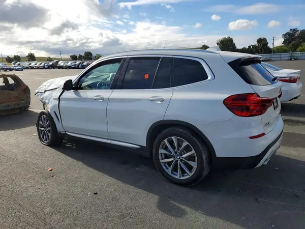 5UXTR9C55KLR10838 2019 BMW X3 - Image 2