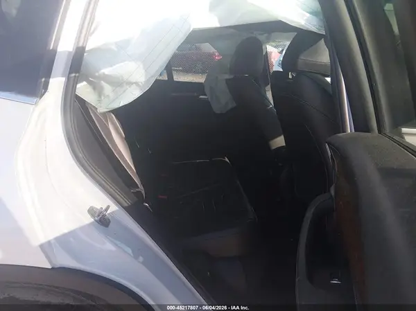 5UXTR9C56JLC69409 2018 BMW X3 - Image 8