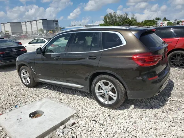 5UXTR9C56JLC78000 2018 BMW X3 - Image 2
