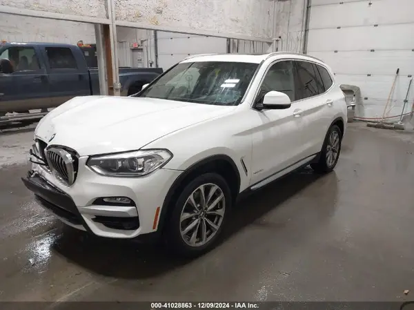 5UXTR9C56JLC80930 2018 BMW X3 - Image 2