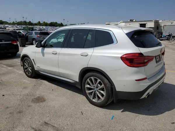 5UXTR9C56JLD58915 2018 BMW X3 - Image 2