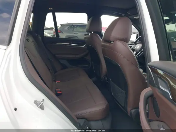 5UXTR9C56JLD62477 2018 BMW X3 - Image 8