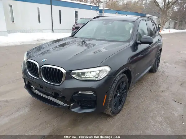 5UXTR9C56JLD64178 2018 BMW X3 - Image 2