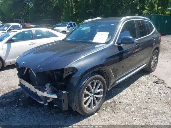 5UXTR9C56JLD64925 2018 BMW X3 - Image 2