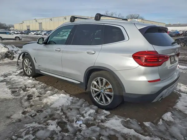 5UXTR9C56JLD65654 2018 BMW X3 - Image 2