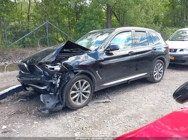 5UXTR9C56JLD68750 2018 BMW X3 - Image 2