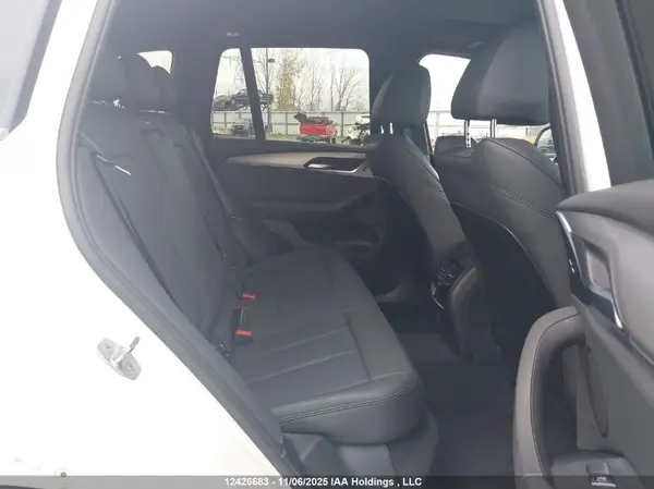 5UXTR9C56JLD71468 2018 BMW X3 - Image 8