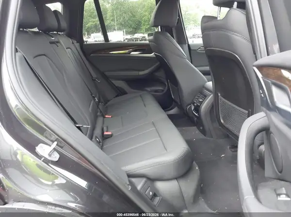 5UXTR9C56JLD89937 2018 BMW X3 - Image 8