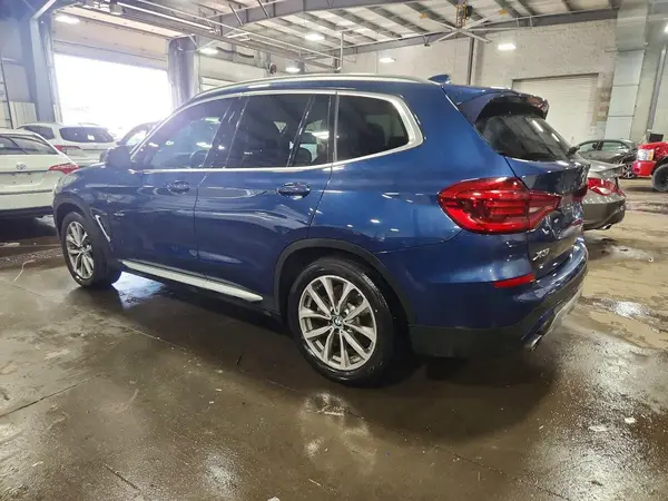 5UXTR9C56KLE10979 2019 BMW X3 - Image 2