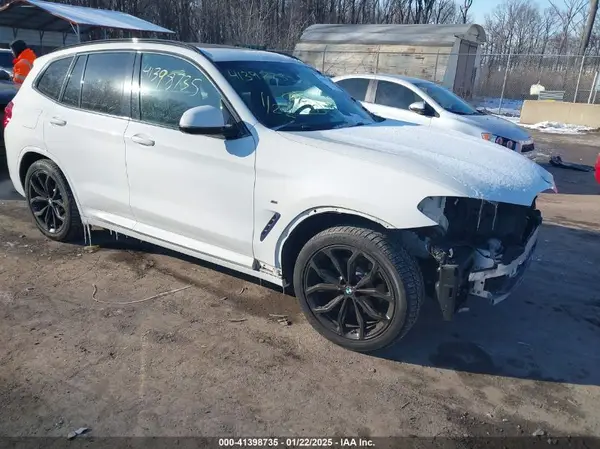 5UXTR9C56KLE15471 2019 BMW X3 - Image 1