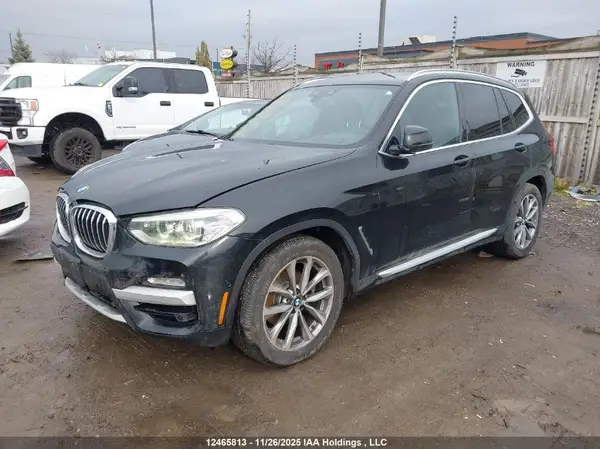 5UXTR9C56KLE17611 2019 BMW X3 - Image 2
