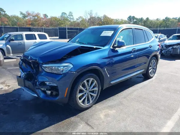 5UXTR9C56KLE20881 2019 BMW X3 - Image 2