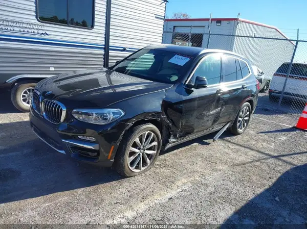 5UXTR9C56KLP81668 2019 BMW X3 - Image 2