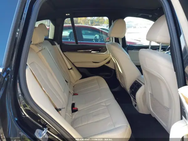 5UXTR9C56KLP81668 2019 BMW X3 - Image 8