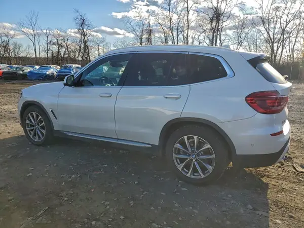 5UXTR9C56KLP83145 2019 BMW X3 - Image 2