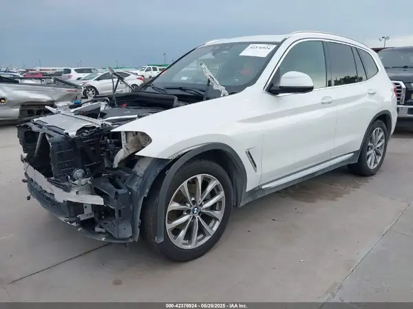 5UXTR9C56KLP83808 2019 BMW X3 - Image 2