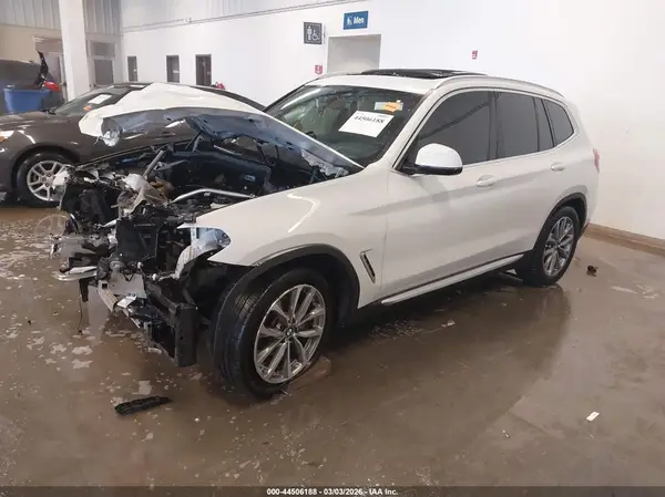 5UXTR9C56KLP89639 2019 BMW X3 - Image 2