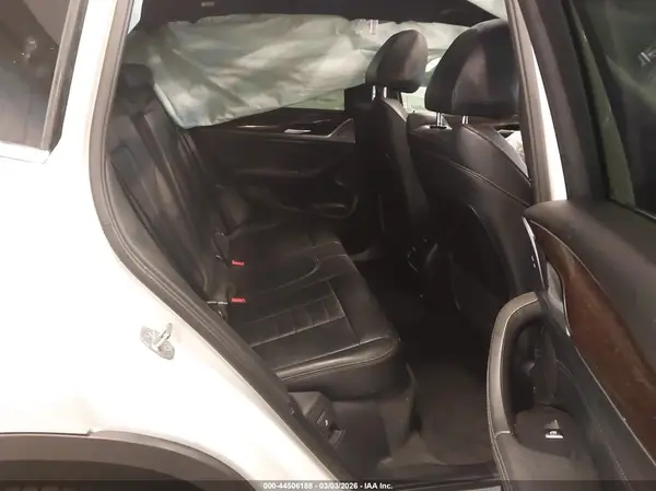 5UXTR9C56KLP89639 2019 BMW X3 - Image 8