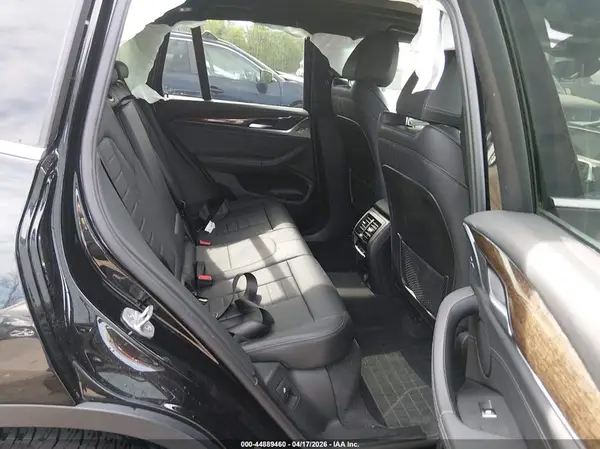 5UXTR9C56KLP89673 2019 BMW X3 - Image 8