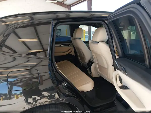 5UXTR9C56KLP90368 2019 BMW X3 - Image 8