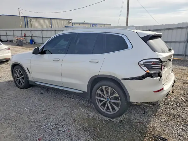 5UXTR9C56KLP90547 2019 BMW X3 - Image 2