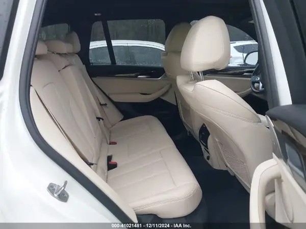 5UXTR9C56KLP97143 2019 BMW X3 - Image 8