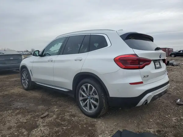 5UXTR9C56KLR03297 2019 BMW X3 - Image 2