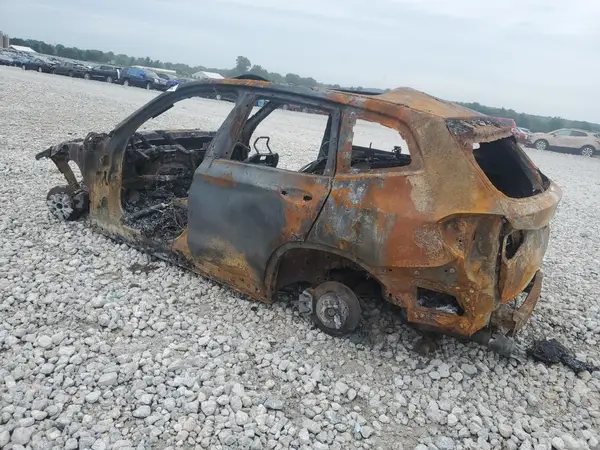 5UXTR9C56KLR04773 2019 BMW X3 - Image 2