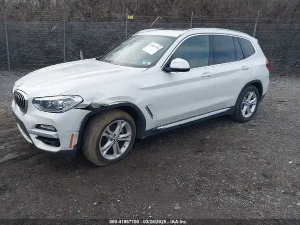 5UXTR9C56KLR07639 2019 BMW X3 - Image 2