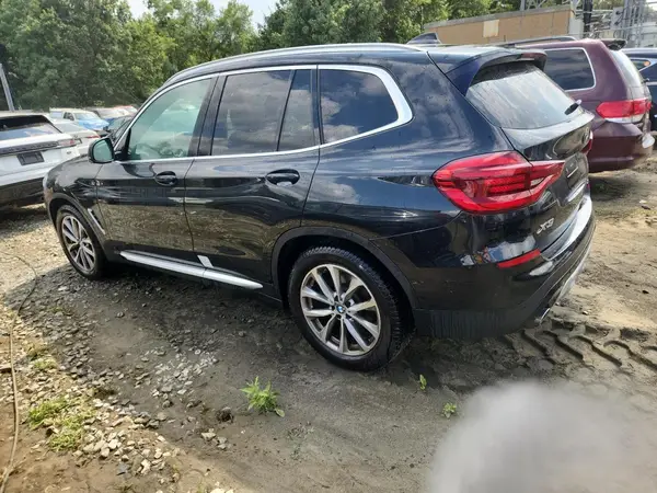 5UXTR9C56KLR08239 2019 BMW X3 - Image 2