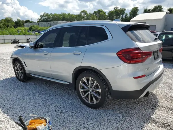 5UXTR9C56KLR10301 2019 BMW X3 - Image 2