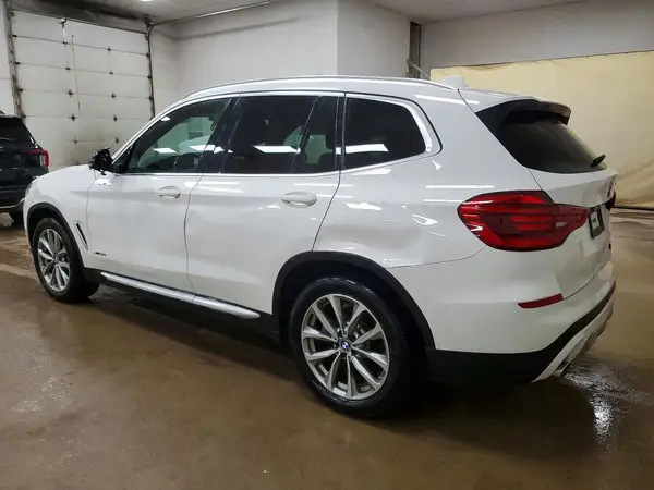 5UXTR9C57JLA44514 2018 BMW X3 - Image 2