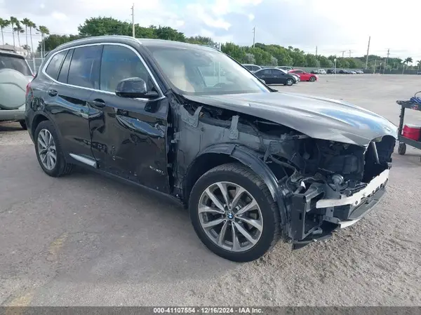 5UXTR9C57JLA44710 2018 BMW X3 - Image 1