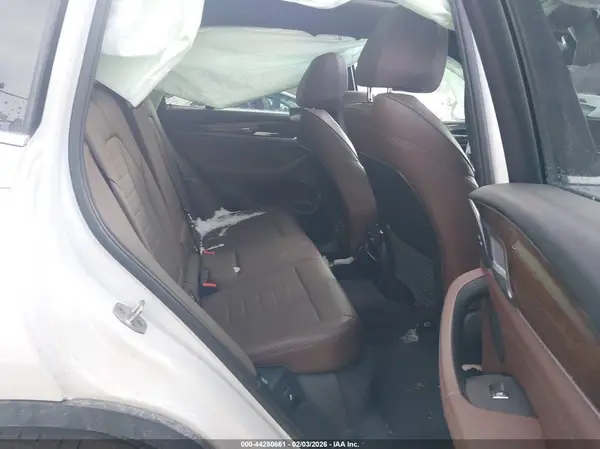5UXTR9C57JLC68642 2018 BMW X3 - Image 8