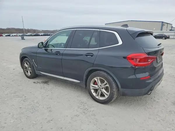 5UXTR9C57JLC68818 2018 BMW X3 - Image 2