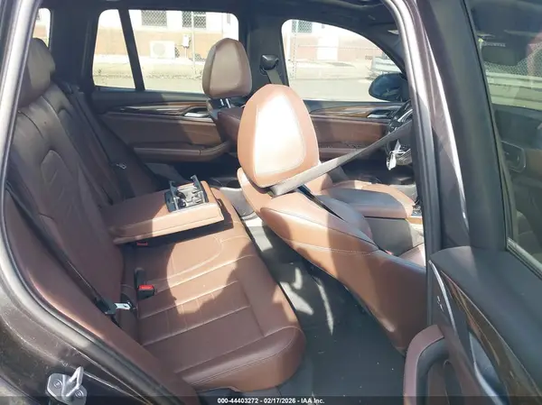 5UXTR9C57JLC78796 2018 BMW X3 - Image 8