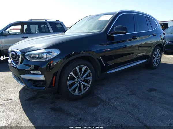 5UXTR9C57JLC79205 2018 BMW X3 - Image 2