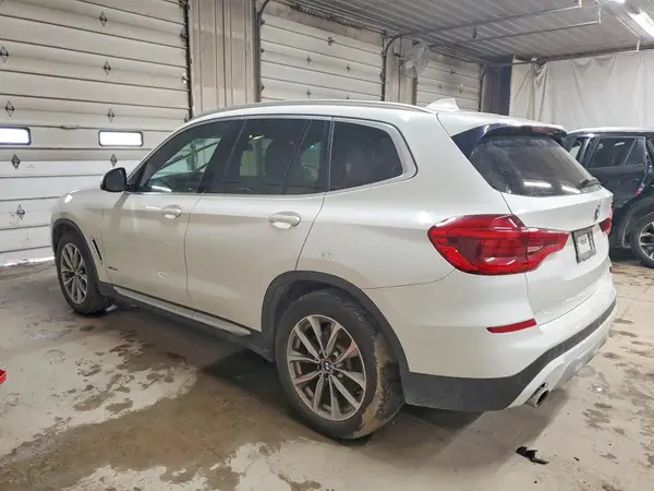 5UXTR9C57JLC79463 2018 BMW X3 - Image 2