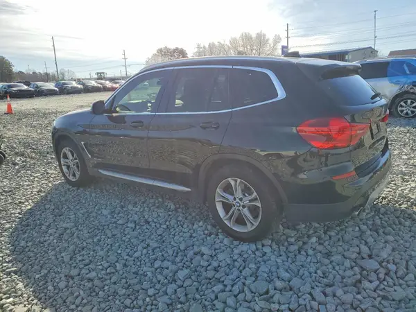 5UXTR9C57JLC79995 2018 BMW X3 - Image 2