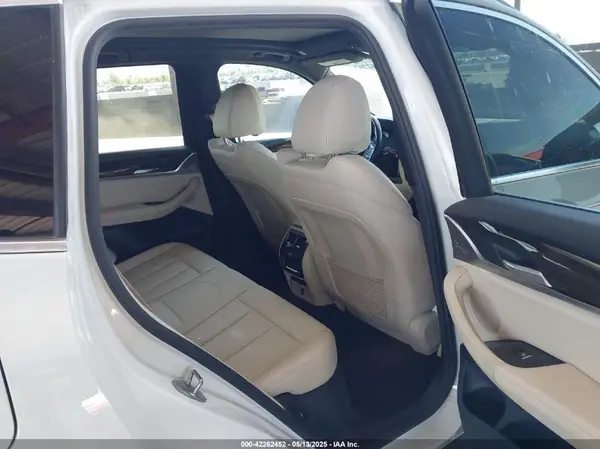 5UXTR9C57JLD61743 2018 BMW X3 - Image 8