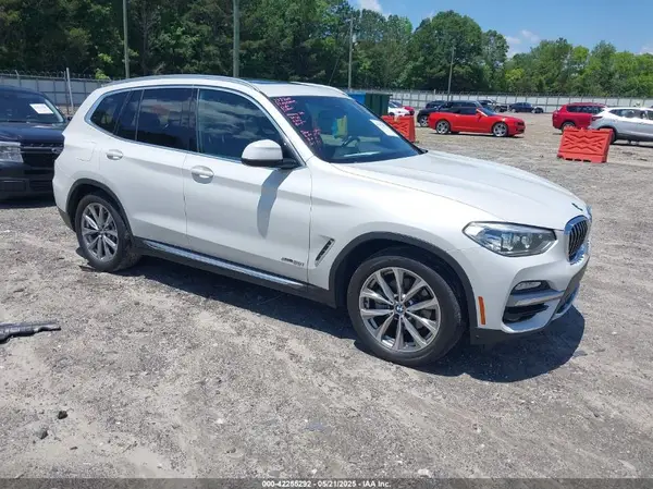5UXTR9C57JLD63282 2018 BMW X3 - Image 1